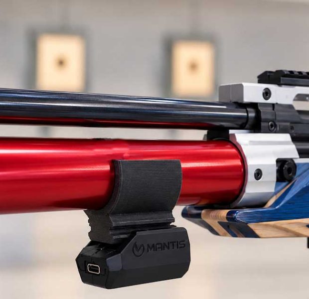 AirRail an einem Luftgewehr mit MantisX montiert